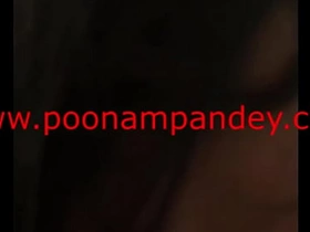 Poonam pandey new insta video
