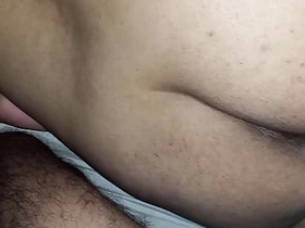 pakistani sexy aunty showing ass big gaand on bed