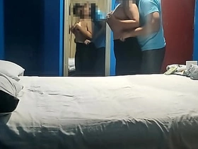Estaba esperando a mi novio en la bodega y un